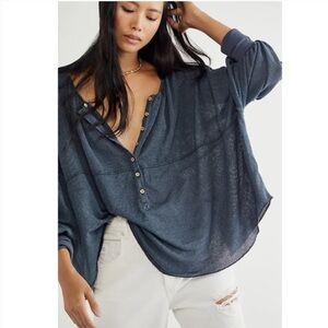 FREE PEOPLE Blue Bell Blouse In Poppy Seed Oversized Henley Top Size S